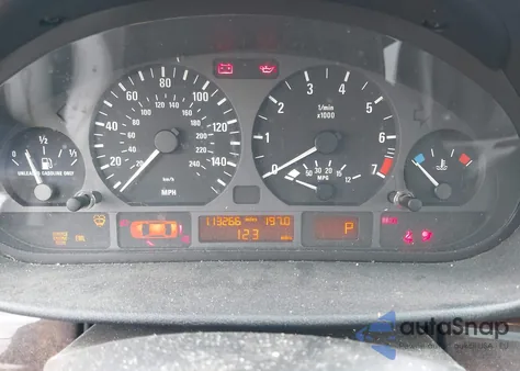 2005 BMW 325I from USA, damaged, VIN WBAAZ33425KP92350